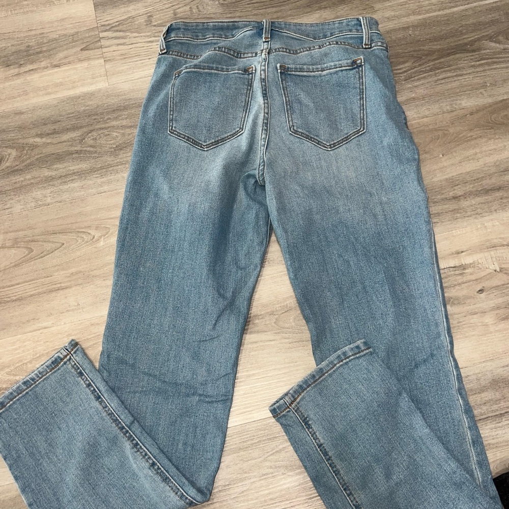 Old Navy Blue Straight Leg Jeans Classic Style - Picture 4 of 5